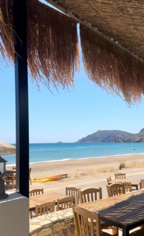 Seaside Serenity in Komi Beach!